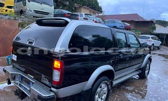 Buy Used Nissan Navara Black Car in Luanda in Luanda Province Buy Used Nissan Navara Black Car in Luanda in Luanda Province