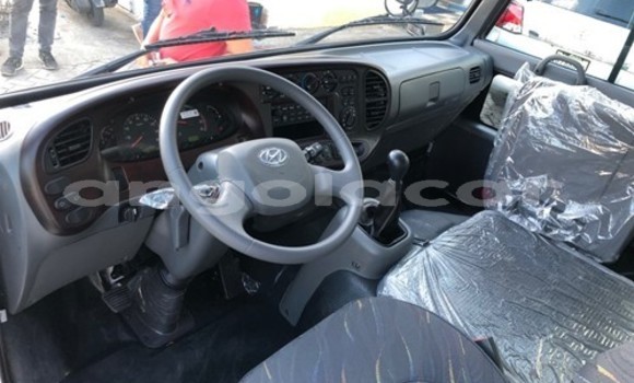 Comprar Usado Hyundai Click Branco Carro em Luena em Moxico Comprar Usado Hyundai Click Branco Carro em Luena em Moxico