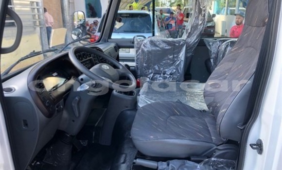 Comprar Usado Hyundai Click Branco Carro em Luena em Moxico Comprar Usado Hyundai Click Branco Carro em Luena em Moxico