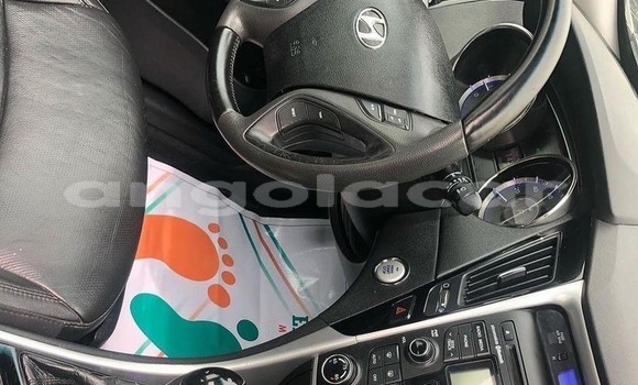 Acheter Occasion Voiture Hyundai Sonata Gris à Luanda, Province de Luanda Acheter Occasion Voiture Hyundai Sonata Gris à Luanda, Province de Luanda