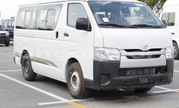 Comprar Usado Toyota Hiace Branco Carro em Lobito em Benguela Comprar Usado Toyota Hiace Branco Carro em Lobito em Benguela