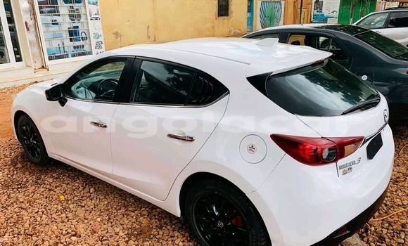 Acheter Occasion Voiture Mazda 3 Blanc à Luanda, Province de Luanda Acheter Occasion Voiture Mazda 3 Blanc à Luanda, Province de Luanda