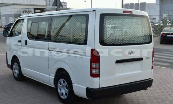 Comprar Usado Toyota Hiace Branco Carro em Lobito em Benguela Comprar Usado Toyota Hiace Branco Carro em Lobito em Benguela