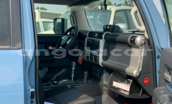 Comprar Usado Toyota FJ Cruiser Azul Carro em Luanda em Luanda Province Comprar Usado Toyota FJ Cruiser Azul Carro em Luanda em Luanda Province