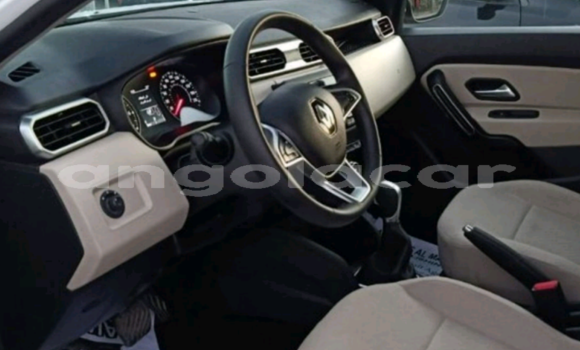 Buy Used Renault Duster White Car in Luanda in Luanda Province Buy Used Renault Duster White Car in Luanda in Luanda Province