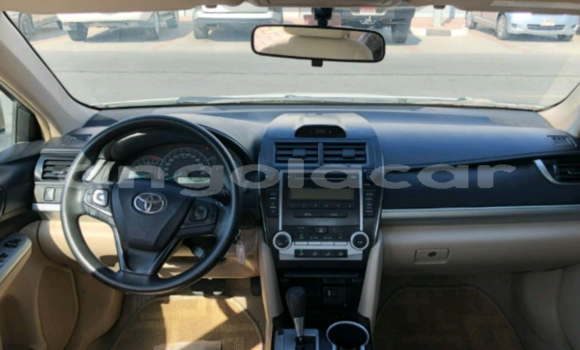 Buy Used Toyota Yaris White Car in Luanda in Luanda Province Buy Used Toyota Yaris White Car in Luanda in Luanda Province