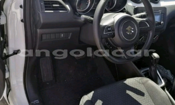 Acheter Occasion Voiture Suzuki Swift Blanc à Luanda, Province de Luanda Acheter Occasion Voiture Suzuki Swift Blanc à Luanda, Province de Luanda