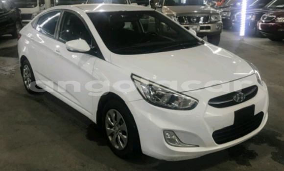 Comprar Usado Hyundai Accent Branco Carro em Luanda em Luanda Province Comprar Usado Hyundai Accent Branco Carro em Luanda em Luanda Province