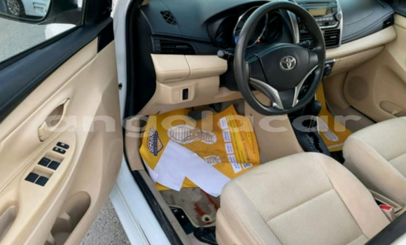 Comprar Usado Toyota Yaris Branco Carro em Luanda em Luanda Province Comprar Usado Toyota Yaris Branco Carro em Luanda em Luanda Province