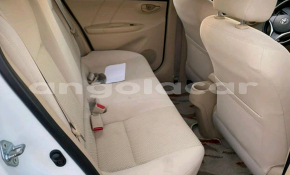 Comprar Usado Toyota Yaris Branco Carro em Luanda em Luanda Province Comprar Usado Toyota Yaris Branco Carro em Luanda em Luanda Province