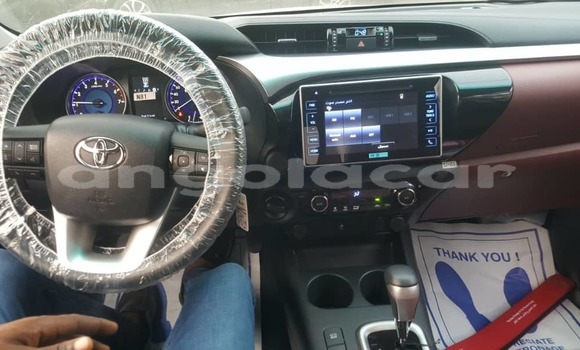 Buy Used Toyota Hilux Surf White Car in Luanda in Luanda Province Buy Used Toyota Hilux Surf White Car in Luanda in Luanda Province