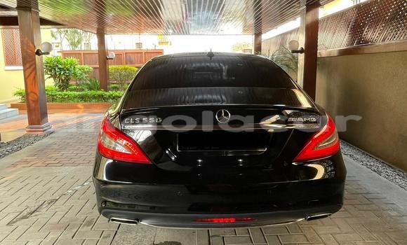 Comprar Usado Mercedes-Benz C–Class Preto Carro em Luanda em Luanda Province Comprar Usado Mercedes-Benz C–Class Preto Carro em Luanda em Luanda Province