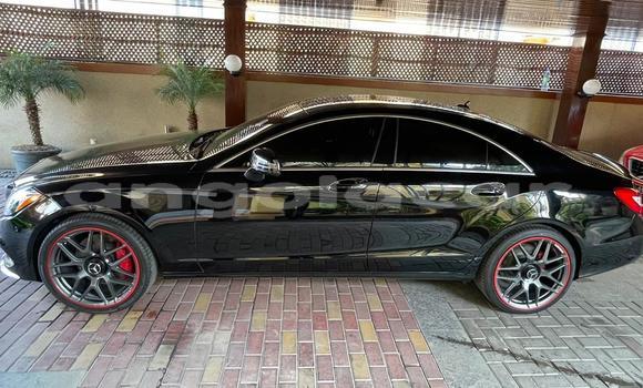 Comprar Usado Mercedes-Benz C–Class Preto Carro em Luanda em Luanda Province Comprar Usado Mercedes-Benz C–Class Preto Carro em Luanda em Luanda Province