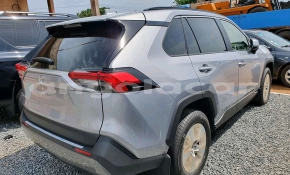 Comprar Usado Toyota RAV4 Outro Carro em N’dalatando em Cuanza Norte Province Comprar Usado Toyota RAV4 Outro Carro em N’dalatando em Cuanza Norte Province