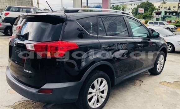 Acheter Occasion Voiture Toyota RAV4 Noir à Luanda, Province de Luanda Acheter Occasion Voiture Toyota RAV4 Noir à Luanda, Province de Luanda