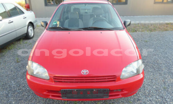 Buy Used Toyota Starlet Red Car in Luanda in Luanda Province