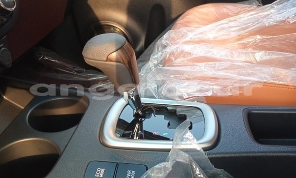 Acheter Neuf Voiture Toyota Hiluxe Revo Blanc à Luanda, Province de Luanda Acheter Neuf Voiture Toyota Hiluxe Revo Blanc à Luanda, Province de Luanda