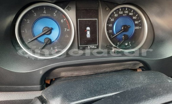 Comprar Usado Toyota Hilux Branco Carro em Luanda em Luanda Province Comprar Usado Toyota Hilux Branco Carro em Luanda em Luanda Province