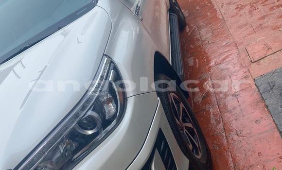 Buy Used Toyota Hilux White Car in Luanda in Luanda Province Buy Used Toyota Hilux White Car in Luanda in Luanda Province
