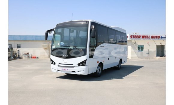 Comprar Importar Isuzu Rodeo Branco Carro em Import - Dubai em Bengo Province