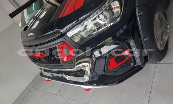 Acheter Occasion Voiture Toyota Hiluxe Revo Noir à Luena, Moxico Acheter Occasion Voiture Toyota Hiluxe Revo Noir à Luena, Moxico