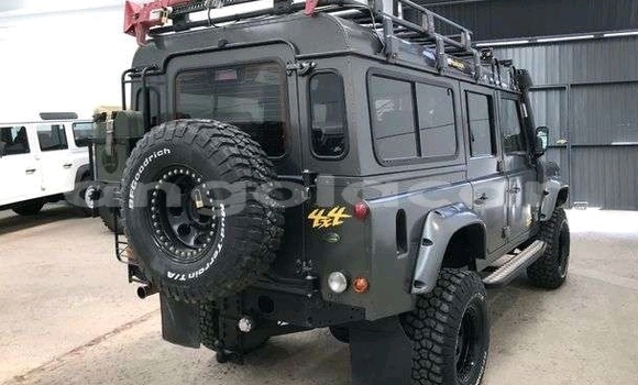 Acheter Occasion Voiture Land Rover Defender Autre à Luanda, Province de Luanda Acheter Occasion Voiture Land Rover Defender Autre à Luanda, Province de Luanda