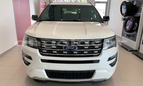 Acheter Occasion Voiture Ford Explorer Blanc à Luanda, Province de Luanda Acheter Occasion Voiture Ford Explorer Blanc à Luanda, Province de Luanda