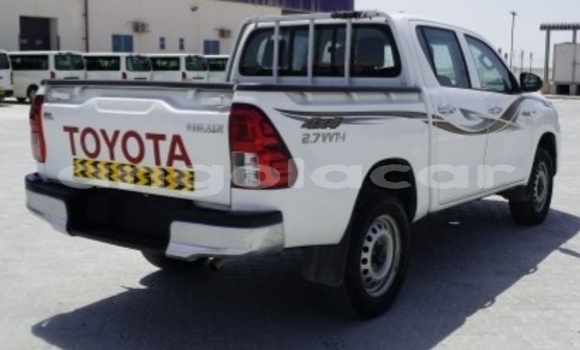 Acheter Occasion Voiture Toyota Hilux Blanc à Lobito, Benguela Acheter Occasion Voiture Toyota Hilux Blanc à Lobito, Benguela