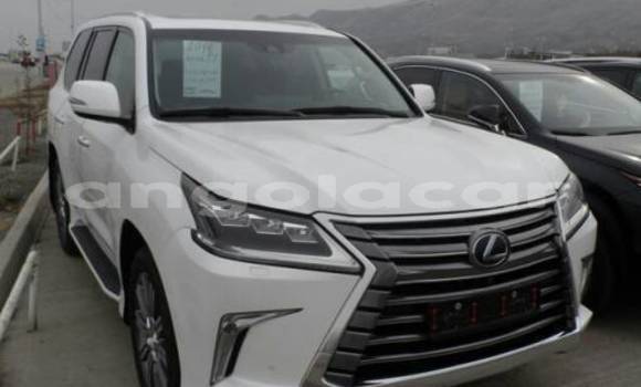 Acheter Neuf Voiture Lexus LX 570 Blanc à Lobito, Benguela Acheter Neuf Voiture Lexus LX 570 Blanc à Lobito, Benguela
