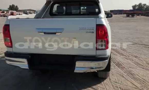 Acheter Occasion Voiture Toyota Hilux Blanc à Luena, Moxico Acheter Occasion Voiture Toyota Hilux Blanc à Luena, Moxico