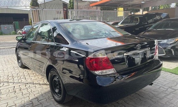 Comprar Usado Toyota Camry Preto Carro em Luena em Moxico Comprar Usado Toyota Camry Preto Carro em Luena em Moxico