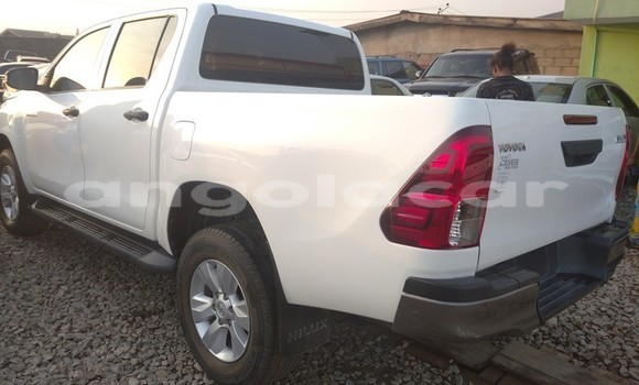 Comprar Usado Toyota Hilux Branco Carro em Luanda em Luanda Province Comprar Usado Toyota Hilux Branco Carro em Luanda em Luanda Province