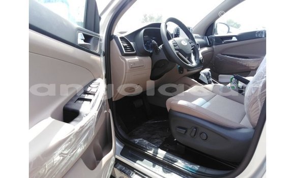Comprar Importar Hyundai Tucson Outro Carro em Import - Dubai em Bengo Province Comprar Importar Hyundai Tucson Outro Carro em Import - Dubai em Bengo Province