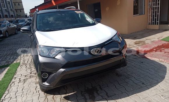 Buy Used Toyota RAV4 Black Car in Luanda in Luanda Province Buy Used Toyota RAV4 Black Car in Luanda in Luanda Province