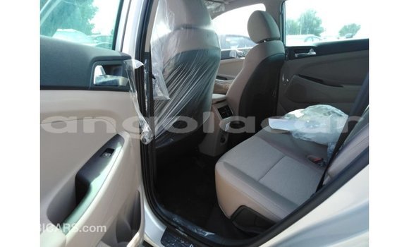 Comprar Importar Hyundai Tucson Outro Carro em Import - Dubai em Bengo Province Comprar Importar Hyundai Tucson Outro Carro em Import - Dubai em Bengo Province