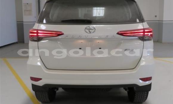 Comprar Usado Toyota Fortuner Branco Carro em Luanda em Luanda Province Comprar Usado Toyota Fortuner Branco Carro em Luanda em Luanda Province