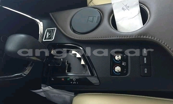 Buy Used Toyota Avalon Black Car in Luena in Moxico Buy Used Toyota Avalon Black Car in Luena in Moxico