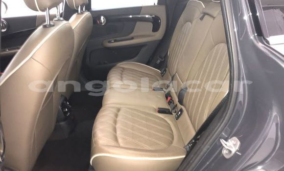Buy Used MINI Clubman Black Car in Luanda in Luanda Province Buy Used MINI Clubman Black Car in Luanda in Luanda Province