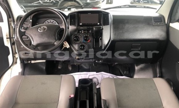 Buy Used Toyota LiteAce White Car in Luanda in Luanda Province Buy Used Toyota LiteAce White Car in Luanda in Luanda Province