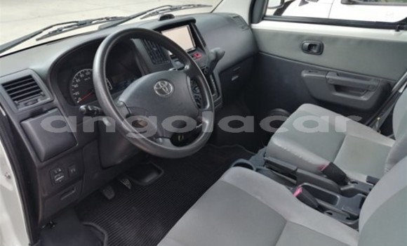 Acheter Occasion Voiture Toyota TownAce Blanc à Luanda, Province de Luanda Acheter Occasion Voiture Toyota TownAce Blanc à Luanda, Province de Luanda