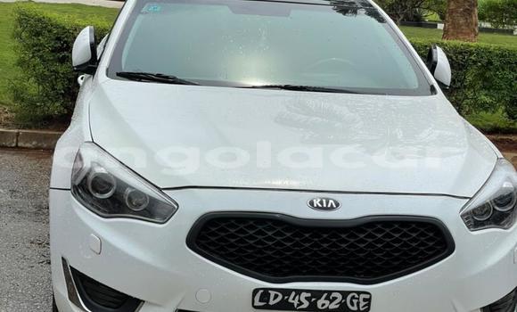Acheter Occasion Voiture Kia Cadenza Blanc à Luanda, Province de Luanda