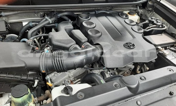 Comprar Usado Toyota Land Cruiser Outro Carro em Luena em Moxico Comprar Usado Toyota Land Cruiser Outro Carro em Luena em Moxico