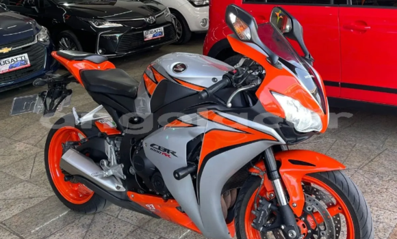 Comprar Novo Honda CBR 1000 RR Outro Moto em Luanda em Luanda Province