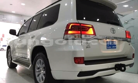 Buy New Toyota Land Cruiser White Car in Luanda in Luanda Province Buy New Toyota Land Cruiser White Car in Luanda in Luanda Province