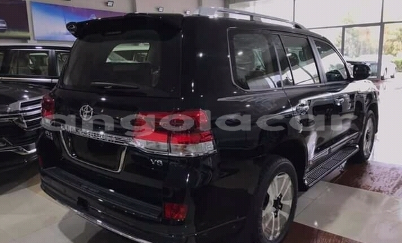 Buy New Toyota Land Cruiser Black Car in Luanda in Luanda Province Buy New Toyota Land Cruiser Black Car in Luanda in Luanda Province