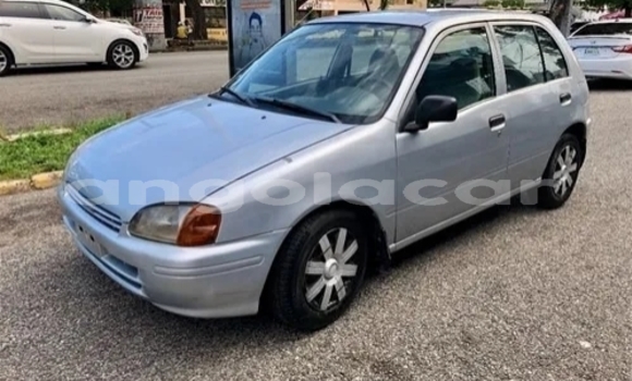 Acheter Occasion Voiture Toyota Starlet Gris à Luanda, Province de Luanda Acheter Occasion Voiture Toyota Starlet Gris à Luanda, Province de Luanda