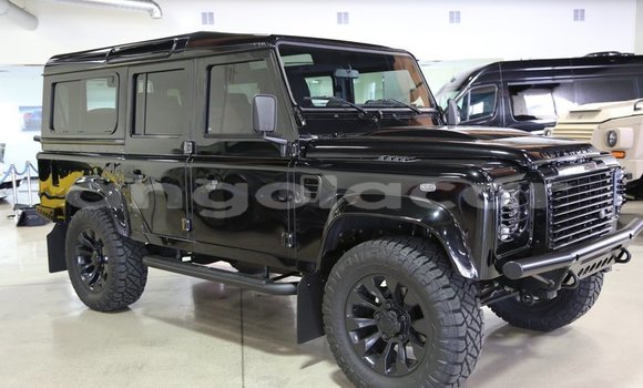 Comprar Usado Land Rover Defender Preto Carro em Luanda em Luanda Province Comprar Usado Land Rover Defender Preto Carro em Luanda em Luanda Province