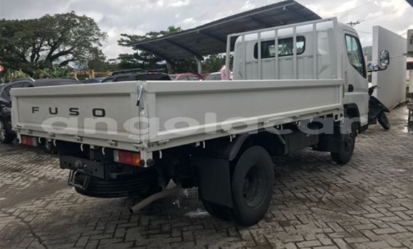 Acheter Occasion Voiture Mitsubishi Attrage Blanc à Luanda, Province de Luanda Acheter Occasion Voiture Mitsubishi Attrage Blanc à Luanda, Province de Luanda