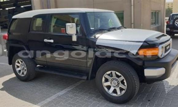 Comprar Usado Toyota FJ Cruiser Preto Carro em Luanda em Luanda Province Comprar Usado Toyota FJ Cruiser Preto Carro em Luanda em Luanda Province