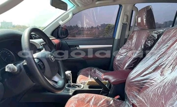 Comprar Usado Toyota Hilux Azul Carro em Luanda em Luanda Province Comprar Usado Toyota Hilux Azul Carro em Luanda em Luanda Province